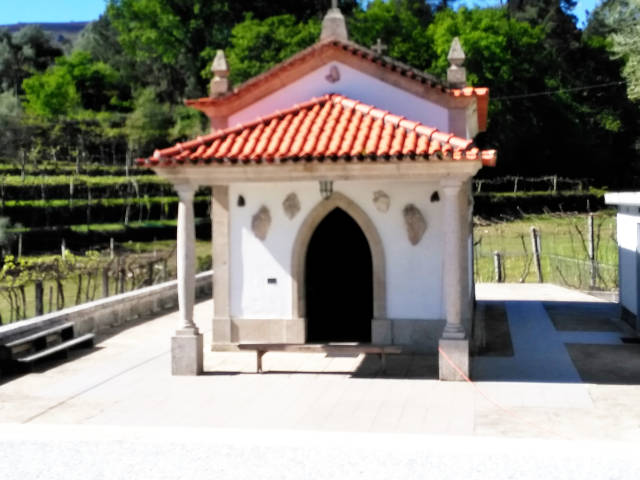 Santuário de Nossa Senhora da Paz, Vila Chã em Ponte da Barca, Viana do Castelo, Alto Minho &copy; / Wikipedia
