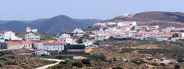 Localidade da Carrapateira, Aljezur, Distrito de Faro (Algarve) © Filipe Rocha / CC, Ilustração