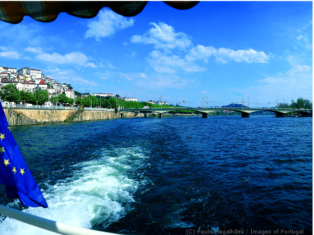 Vista do Rio Mondego em Coimbra ©  / Images of Portugal, Ilustração