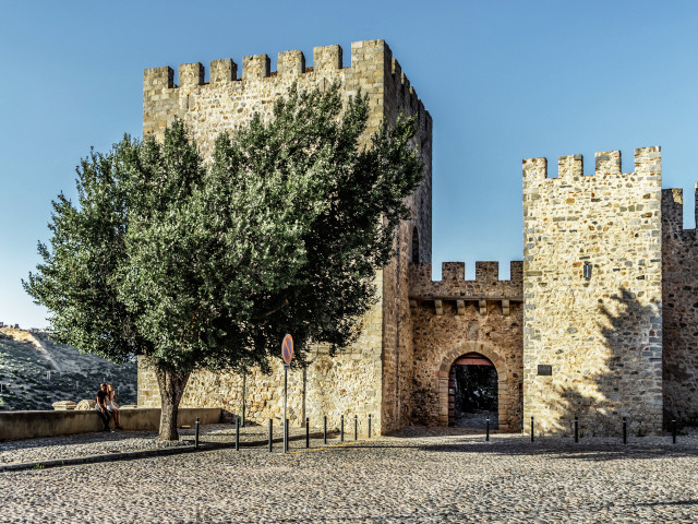 Castelo de Elvas, distrito de Portalegre, Alto Alentejo &copy; Internet, ilustração