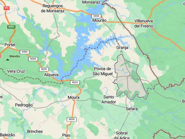 Sub-região Granja-Amareleja, concelhos de Mourão e Moura, Alentejo &copy; / TomTom, ilustração