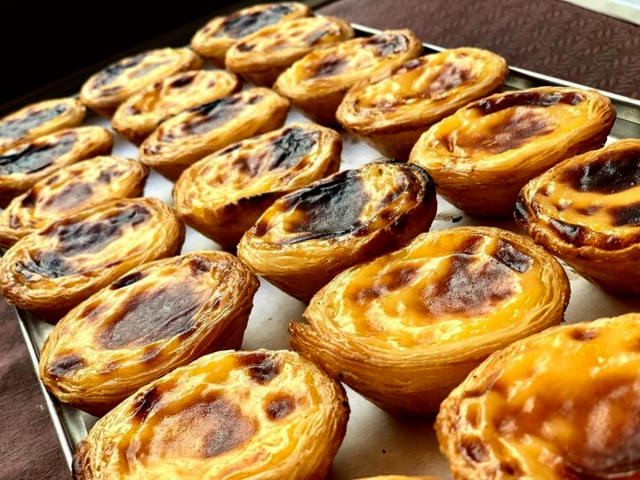 Pastelaria Orion, pastelaria de bairro, Bairro Alto, Freguesia da Misericórdia, Lisboa &copy; / Pastelaria Orion, ilustração
