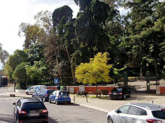 Parque Silva Porto, Freguesia de Benfica, Lisboa &copy; Google Earth Pro