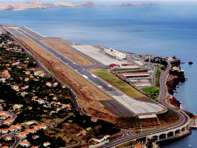 Aeroporto Internacional da Ilha da Madeira, Portugal © Internet, ilustração