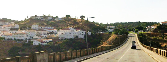 Ponte sobre o Rio Guadiana em Mértola (Beja) Baixo Alentejo &copy; GEP, ilustração