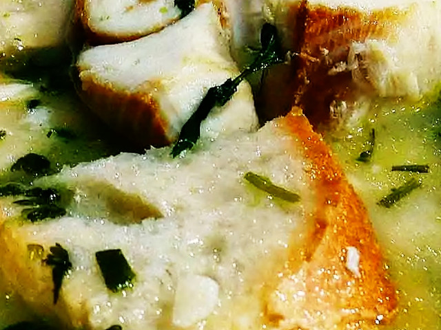 A popular açorda alentejana (detalhe), em Mourão (Distrito de Évora), no Alentejo Central &copy; Internet, ilustração