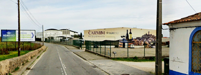 CARMIM, Cooperativa de Reguengos, Vinhos de Reguengos de Monsaraz, Alentejo &copy; / Google Earth, ilustração