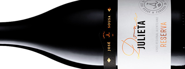 Vinho Regional Alentejano Reserva, da Adega José de Sousa, Reguengos de Monsaraz, Alentejo &copy; / Internet, ilustração