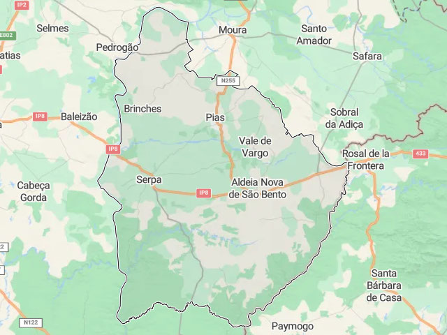 Mapas de Serpa (Distrito de Beja), no Baixo Alentejo &copy;  TomTom, ilustração