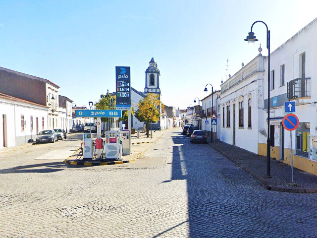 Igreja da freguesia de Vila Nova de São Bento, em Serpa (Distrito de Beja), no Baixo Alentejo &copy;  GEP, ilustração